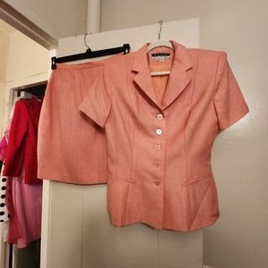 Elite collection set skirt suit size 8 coral